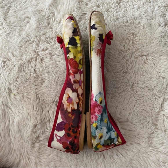 DOLCE & GABBANA FLORAL FLATS - Picture 5 of 9